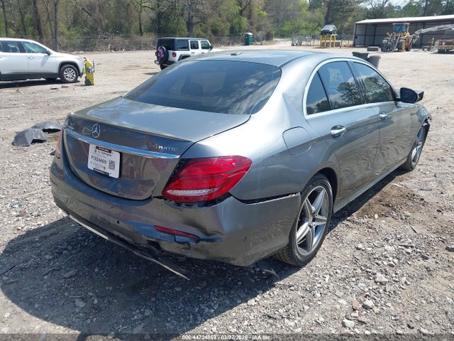 2017 Mercedes-benz E 300 4matic მანქანა იყიდება აუქციონზე, vin: WDDZF4KB5HA061870, აუქციონის ნომერი: 44734859