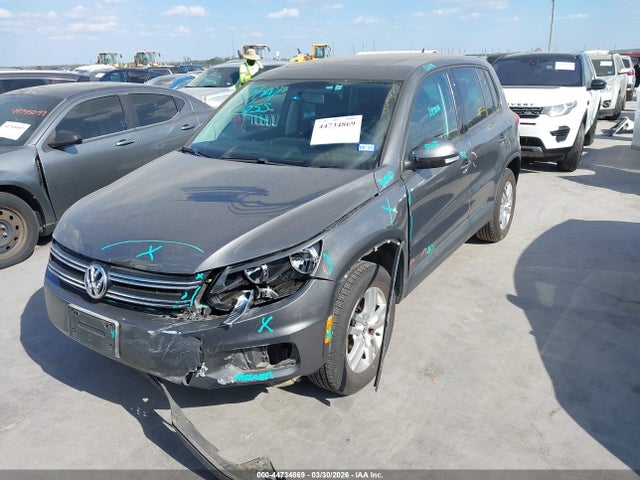 2012 Volkswagen Tiguan S მანქანა იყიდება აუქციონზე, vin: WVGAV7AX0CW004105, აუქციონის ნომერი: 44734869