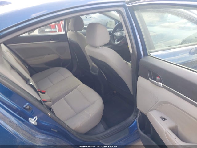 Продаж на аукціоні авто 2019 Hyundai Elantra Sel, vin: 5NPD84LFXKH481723, номер лоту: 44734890