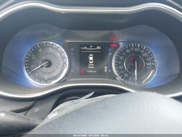 44734905 :رقم المزاد ، 1C3CCCAB9FN751071 vin ، 2015 Chrysler 200 Limited مزاد بيع