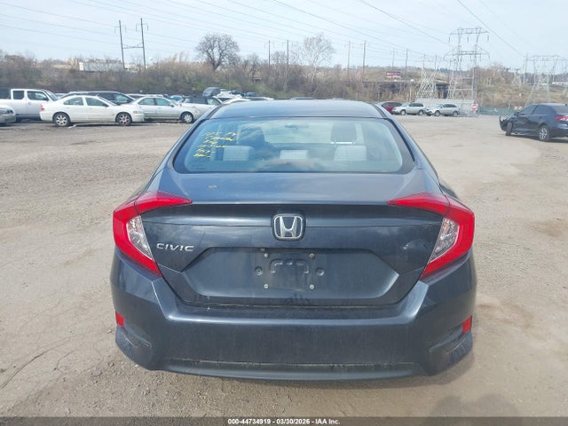 Honda Civic Lx 2018 2HGFC2F58JH592245 Image 17