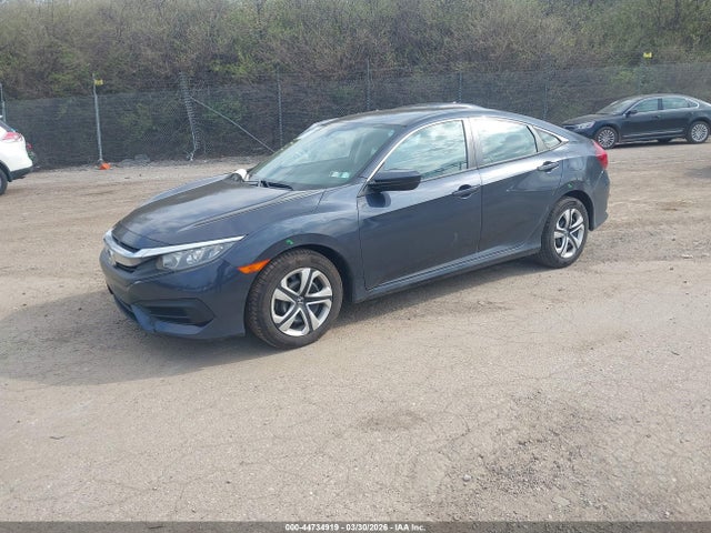 Honda Civic Lx 2018 2HGFC2F58JH592245 Image 2