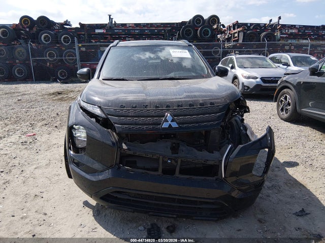 JA4J3WA8XRZ085399 Mitsubishi Outlander Sel Black Edition 2wd