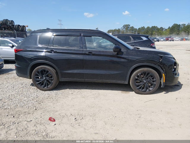 JA4J3WA8XRZ085399 Mitsubishi Outlander Sel Black Edition 2wd