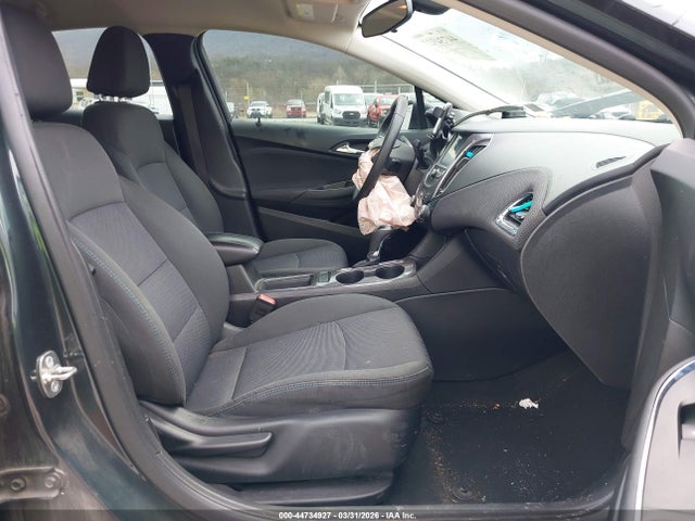 2017 CHEVROLET CRUZE 1G1BE5SM3H7169674 Photo 4