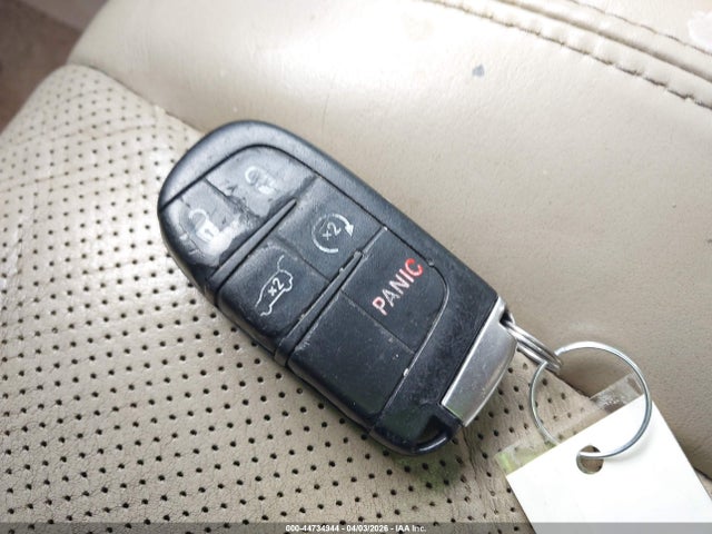 44734944 :رقم المزاد ، 1C4RJFCGXFC166680 vin ، 2015 Jeep Grand Cherokee Overland مزاد بيع