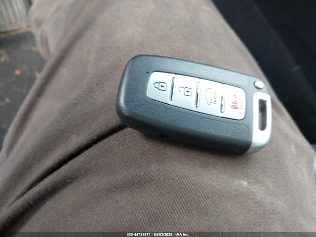 44734971 :رقم المزاد ، KMHGC4DD7DU227349 vin ، 2013 Hyundai Genesis 3.8 مزاد بيع