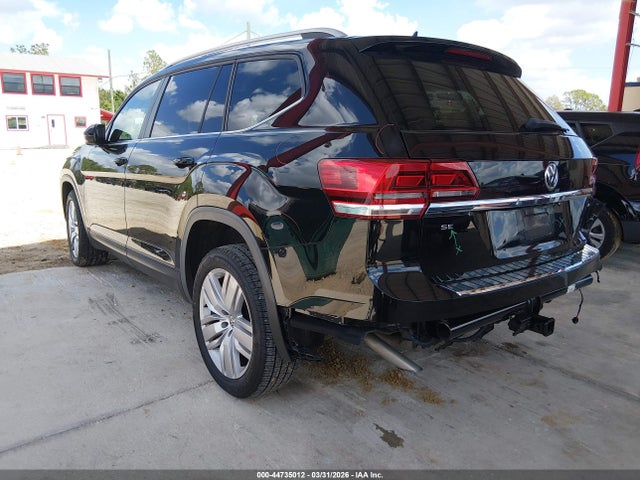 2019 VOLKSWAGEN ATLAS 1V2WR2CA3KC609907 Photo 2