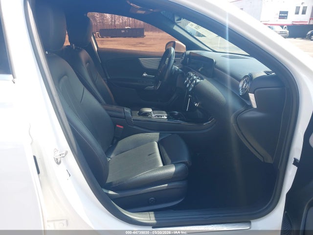 44735030 :رقم المزاد ، WDD3G4EB7KW029172 vin ، 2019 Mercedes-benz A 220 مزاد بيع