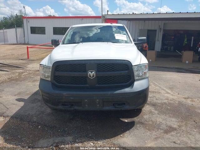 44735035 :رقم المزاد ، 3C6RR7KG4MG713542 vin ، 2021 Ram 1500 Classic Tradesman  4x4 5'7 Box مزاد بيع
