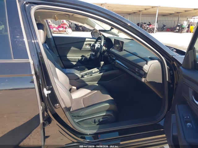 44735039 :رقم المزاد ، 1HGCY2F65RA072981 vin ، 2024 Honda Accord Hybrid Ex-l مزاد بيع