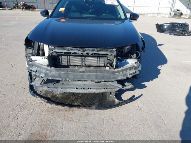 44735039 :رقم المزاد ، 1HGCY2F65RA072981 vin ، 2024 Honda Accord Hybrid Ex-l مزاد بيع