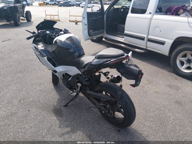 2025 KAWASAKI EX500 ML5EXGH17SDA43976 Photo 2