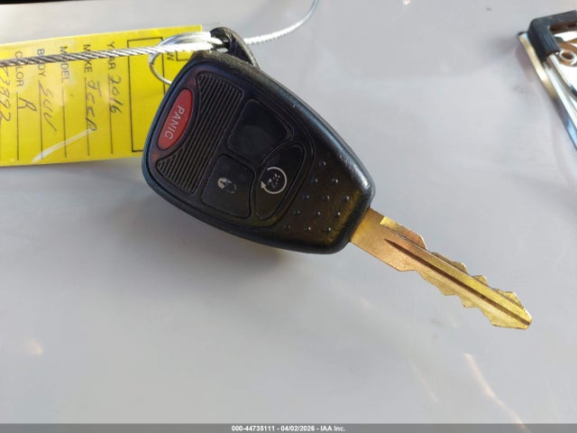 2016 Jeep Patriot Latitude მანქანა იყიდება აუქციონზე, vin: 1C4NJRFB9GD673890, აუქციონის ნომერი: 44735111