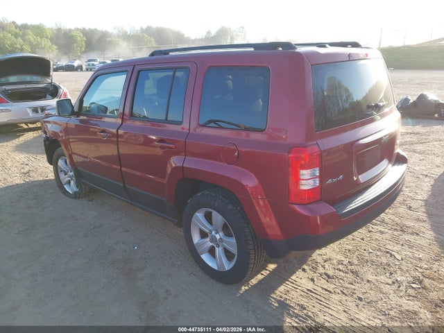 2016 Jeep Patriot Latitude მანქანა იყიდება აუქციონზე, vin: 1C4NJRFB9GD673890, აუქციონის ნომერი: 44735111