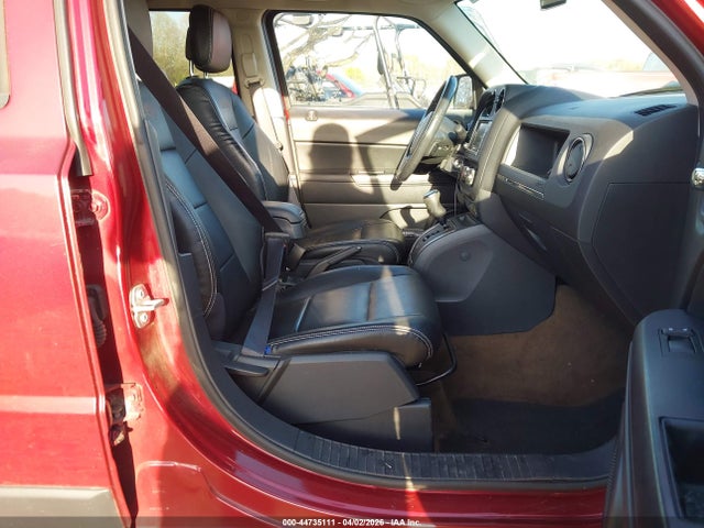 2016 Jeep Patriot Latitude მანქანა იყიდება აუქციონზე, vin: 1C4NJRFB9GD673890, აუქციონის ნომერი: 44735111