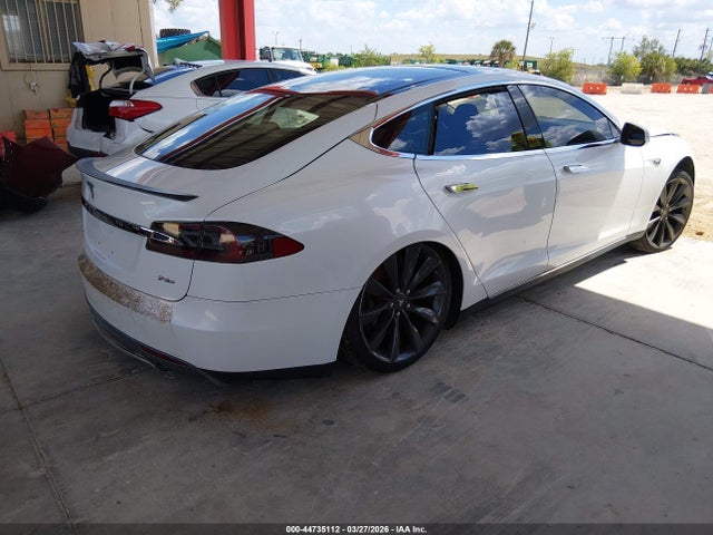 Aukcja sprzedaży 2013 Tesla Model S Performance, vin: 5YJSA1DP9DFP04076, numer aukcji: 44735112