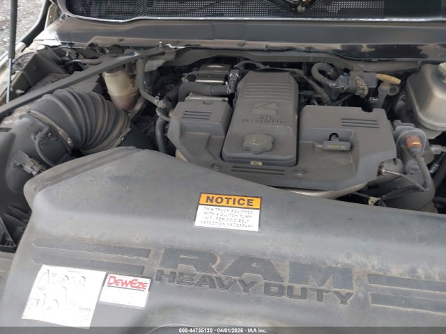 44735130 :رقم المزاد ، 3C7WRNBL4NG355053 vin ، 2022 Ram 5500 Chassis Tradesman/slt مزاد بيع
