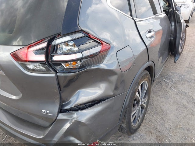 44735135 :رقم المزاد ، JN8AT2MT9JW460577 vin ، 2018 Nissan Rogue Sl مزاد بيع