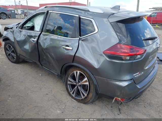 44735135 :رقم المزاد ، JN8AT2MT9JW460577 vin ، 2018 Nissan Rogue Sl مزاد بيع