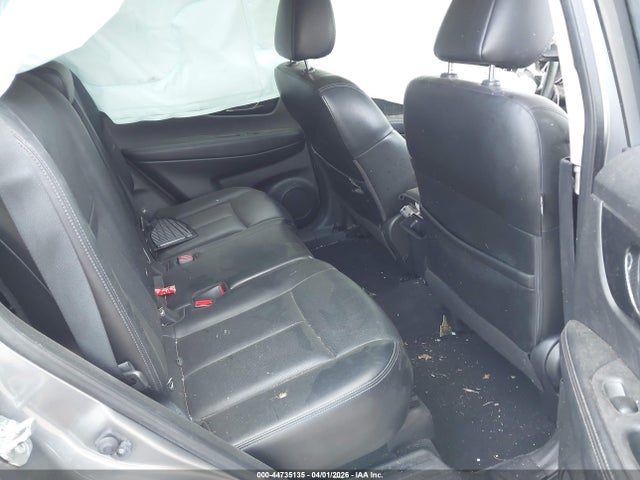 44735135 :رقم المزاد ، JN8AT2MT9JW460577 vin ، 2018 Nissan Rogue Sl مزاد بيع