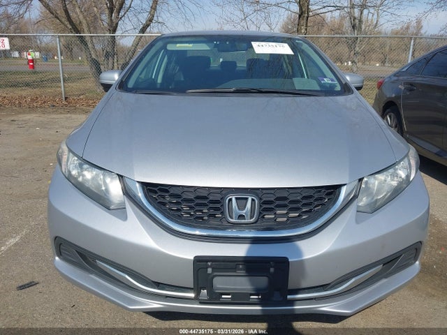 44735175 :رقم المزاد ، 19XFB2F71FE287689 vin ، 2015 Honda Civic Se مزاد بيع