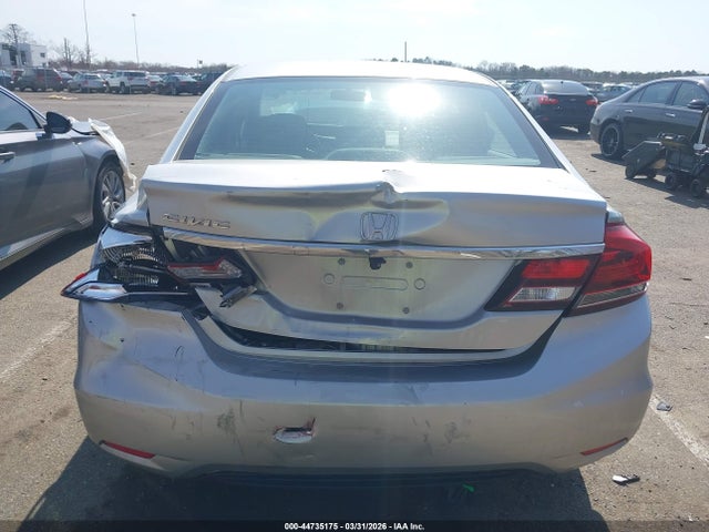44735175 :رقم المزاد ، 19XFB2F71FE287689 vin ، 2015 Honda Civic Se مزاد بيع