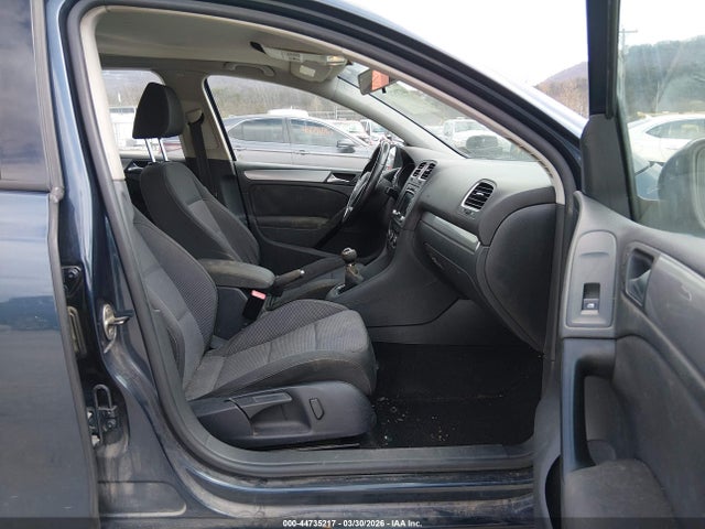 44735217 :رقم المزاد ، WVWNM7AJXCW205370 vin ، 2012 Volkswagen Golf Tdi 4-door مزاد بيع