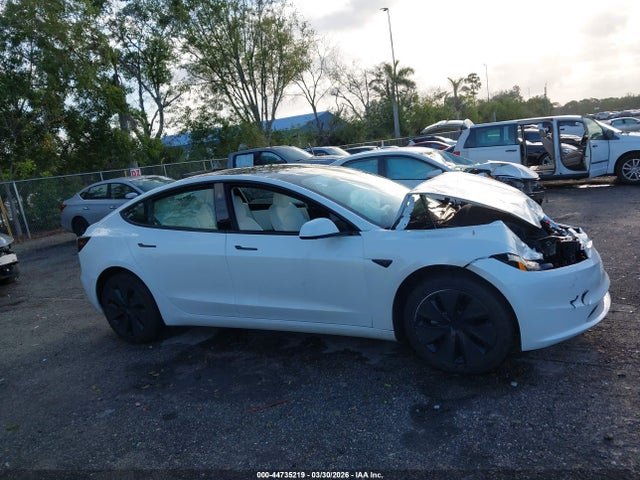 44735219 :رقم المزاد ، 5YJ3E1EA2SF069895 vin ، 2025 Tesla Model 3 Long Range Rear-wheel Drive/standard Rear-wheel Drive مزاد بيع