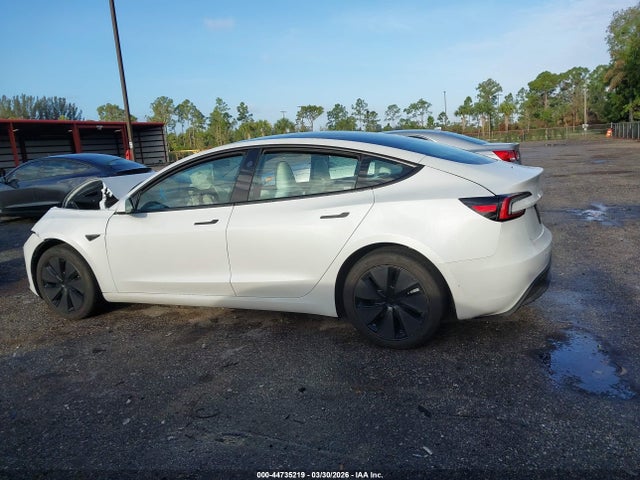44735219 :رقم المزاد ، 5YJ3E1EA2SF069895 vin ، 2025 Tesla Model 3 Long Range Rear-wheel Drive/standard Rear-wheel Drive مزاد بيع