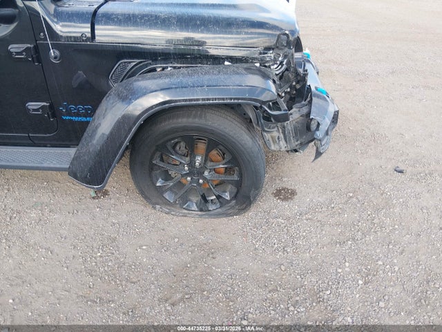 44735225 :رقم المزاد ، 1C4JJXP6XMW759813 vin ، 2021 Jeep Wrangler 4xe Unlimited High Altitude 4x4 مزاد بيع