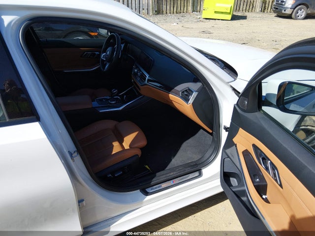 Продаж на аукціоні авто 2019 Bmw 330i Xdrive, vin: WBA5R7C51KAJ84306, номер лоту: 44735253