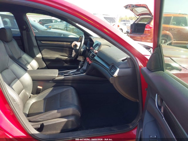 44735294 :رقم المزاد ، 1HGCV1F32KA088327 vin ، 2019 Honda Accord Sport مزاد بيع