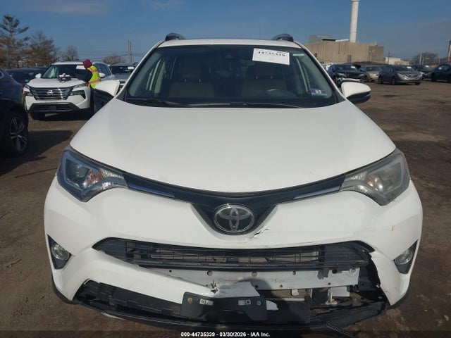 Продаж на аукціоні авто 2017 Toyota Rav4 Xle, vin: JTMRFREV4HJ117617, номер лоту: 44735339