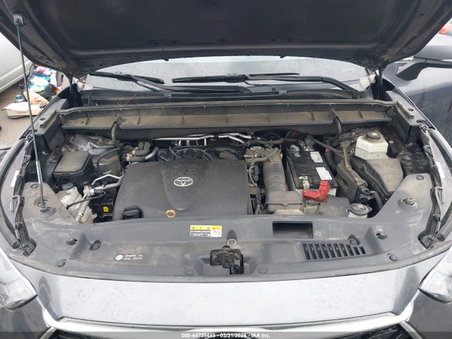 2021 Toyota Highlander Le მანქანა იყიდება აუქციონზე, vin: 5TDBZRBH5MS554160, აუქციონის ნომერი: 44735445