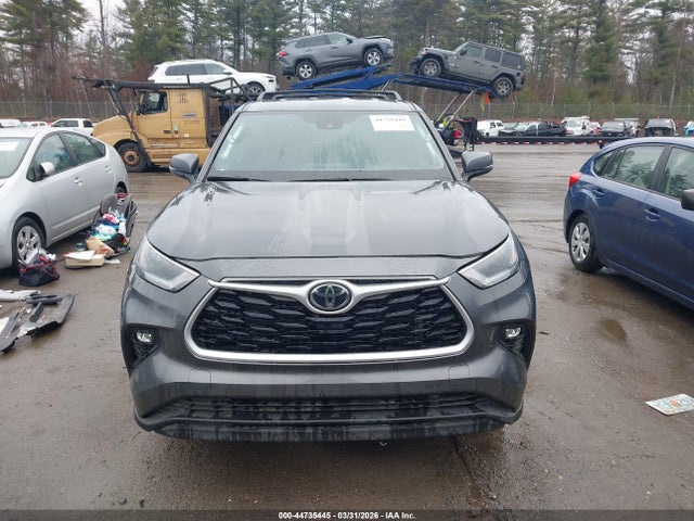 2021 Toyota Highlander Le მანქანა იყიდება აუქციონზე, vin: 5TDBZRBH5MS554160, აუქციონის ნომერი: 44735445