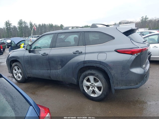 2021 Toyota Highlander Le მანქანა იყიდება აუქციონზე, vin: 5TDBZRBH5MS554160, აუქციონის ნომერი: 44735445