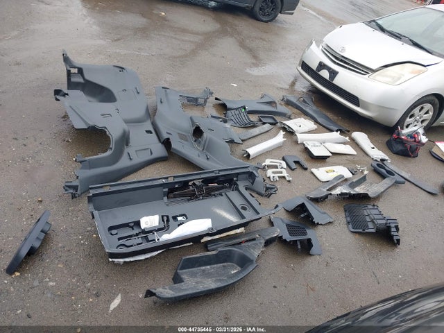 2021 Toyota Highlander Le მანქანა იყიდება აუქციონზე, vin: 5TDBZRBH5MS554160, აუქციონის ნომერი: 44735445