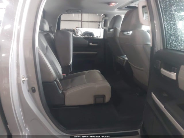 5TFHY5F1XKX827250 Toyota Tundra Limited 5.7l V8