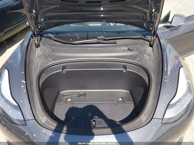 2020 Tesla Model 3 Long Range Dual Motor All-wheel Drive მანქანა იყიდება აუქციონზე, vin: 5YJ3E1EB7LF627752, აუქციონის ნომერი: 44735483