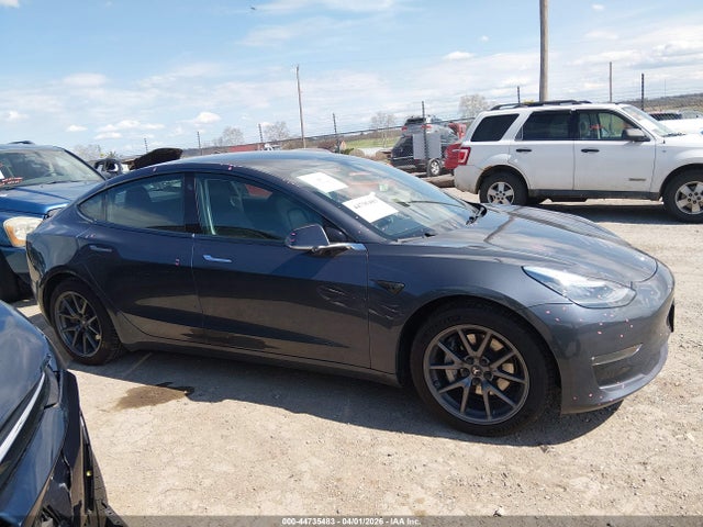 2020 Tesla Model 3 Long Range Dual Motor All-wheel Drive მანქანა იყიდება აუქციონზე, vin: 5YJ3E1EB7LF627752, აუქციონის ნომერი: 44735483