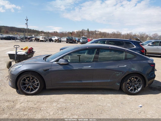 2020 Tesla Model 3 Long Range Dual Motor All-wheel Drive მანქანა იყიდება აუქციონზე, vin: 5YJ3E1EB7LF627752, აუქციონის ნომერი: 44735483