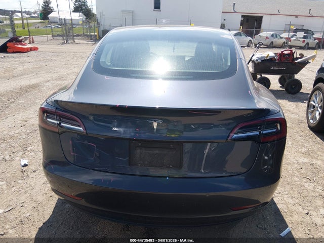 2020 Tesla Model 3 Long Range Dual Motor All-wheel Drive მანქანა იყიდება აუქციონზე, vin: 5YJ3E1EB7LF627752, აუქციონის ნომერი: 44735483