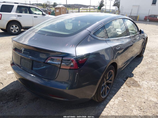 2020 Tesla Model 3 Long Range Dual Motor All-wheel Drive მანქანა იყიდება აუქციონზე, vin: 5YJ3E1EB7LF627752, აუქციონის ნომერი: 44735483