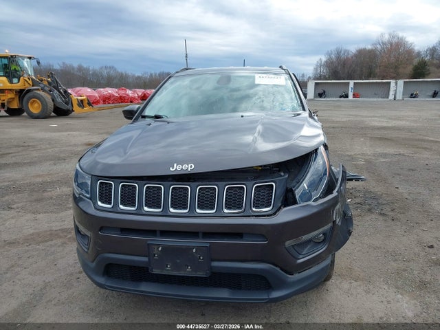 44735527 :رقم المزاد ، 3C4NJDBB4LT168787 vin ، 2020 Jeep Compass Latitude 4x4 مزاد بيع