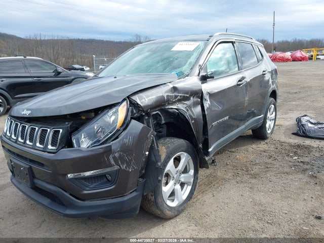 44735527 :رقم المزاد ، 3C4NJDBB4LT168787 vin ، 2020 Jeep Compass Latitude 4x4 مزاد بيع