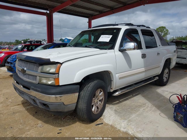 44735540 :رقم المزاد ، 3GNEK12Z65G257157 vin ، 2005 Chevrolet Avalanche 1500 Z71 مزاد بيع