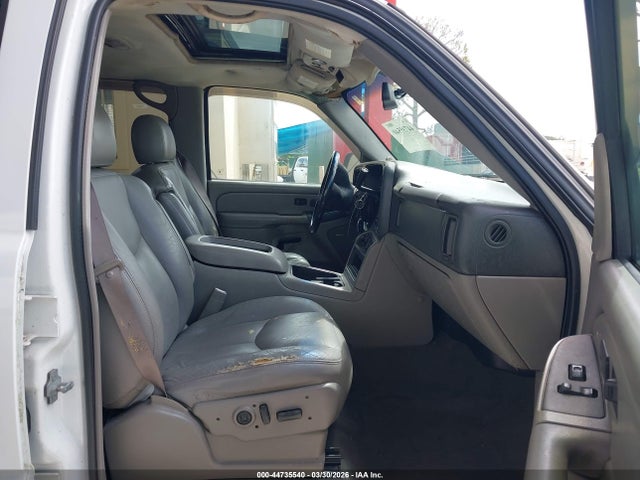 44735540 :رقم المزاد ، 3GNEK12Z65G257157 vin ، 2005 Chevrolet Avalanche 1500 Z71 مزاد بيع