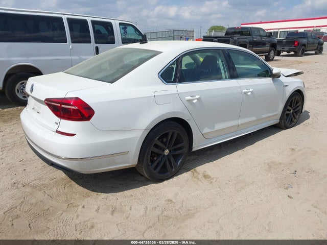 2017 Volkswagen Passat 1.8t R-line მანქანა იყიდება აუქციონზე, vin: 1VWDT7A36HC010159, აუქციონის ნომერი: 44735554