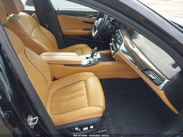 2019 Bmw 540i Xdrive მანქანა იყიდება აუქციონზე, vin: WBAJE7C51KG892546, აუქციონის ნომერი: 44735569